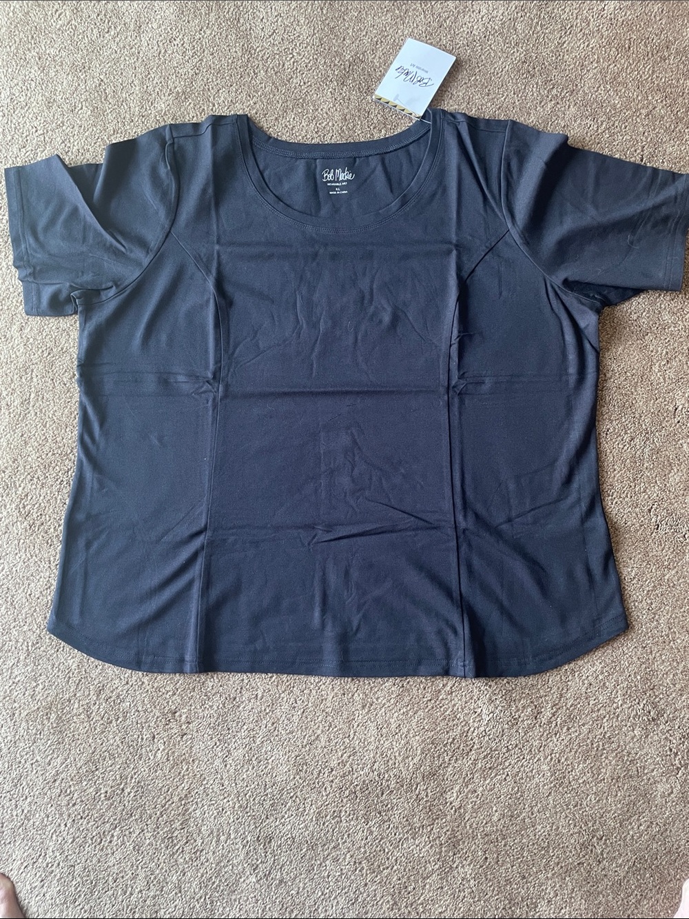 Bob Mackie Black Scoop Neck Short Sleeve Tee